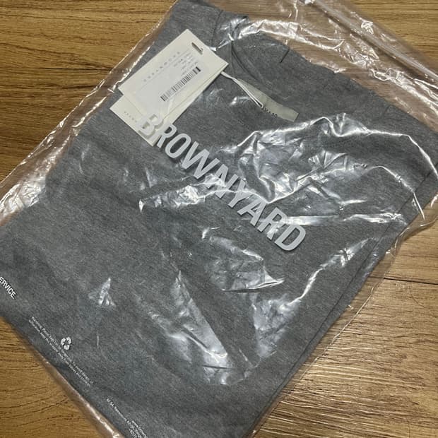 브라운야드 원데이 티셔츠