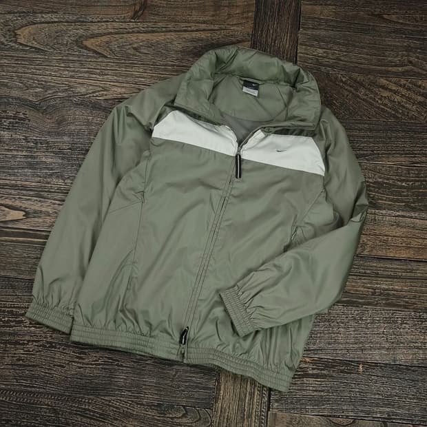 [NIKE] 나이키 스우시 자수 집업 바람막이 자켓 M16473