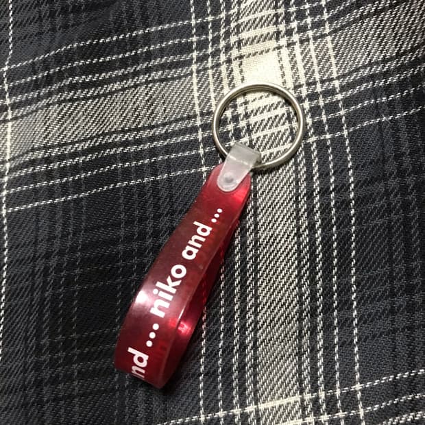 니코앤드 pvc 레터링 레드 키링