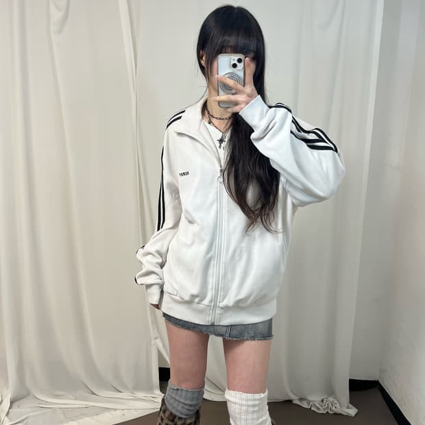 NERDY white velvet jersey