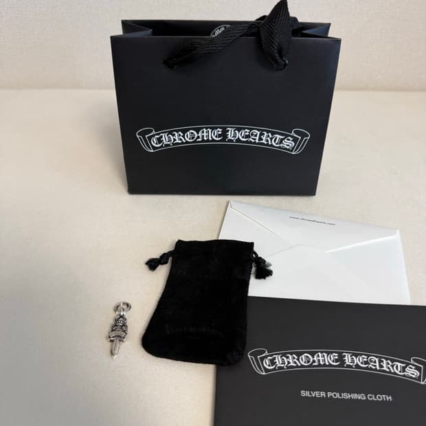 크롬하츠 #5 대거 펜던트 