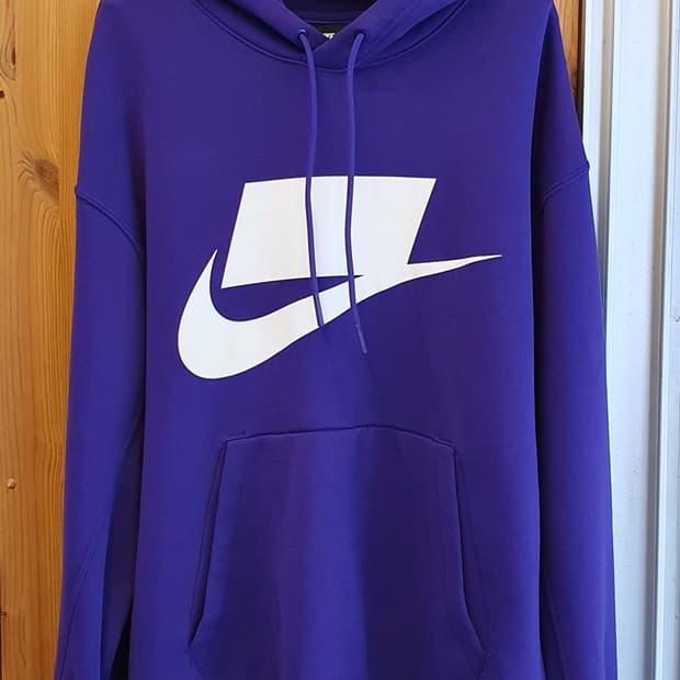 105/88.나이키 후드티(공용)