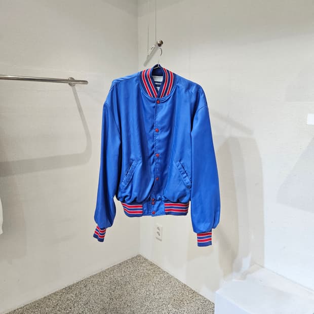 Holloway 바시티 자켓