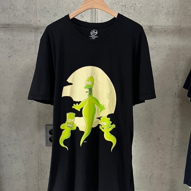 THE SIMPSONS T-SHIRT
