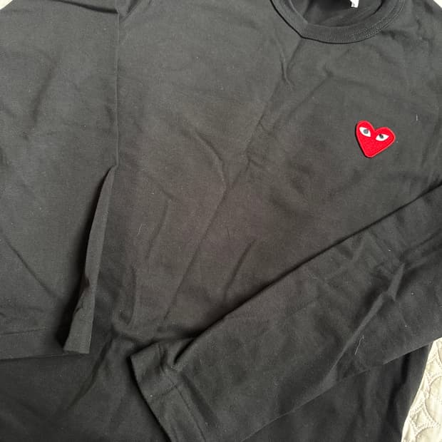 꼼데가르송 블랙 긴팔티셔츠 S