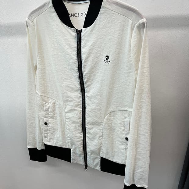 여) 마크앤로나 경량 스팡 집업 