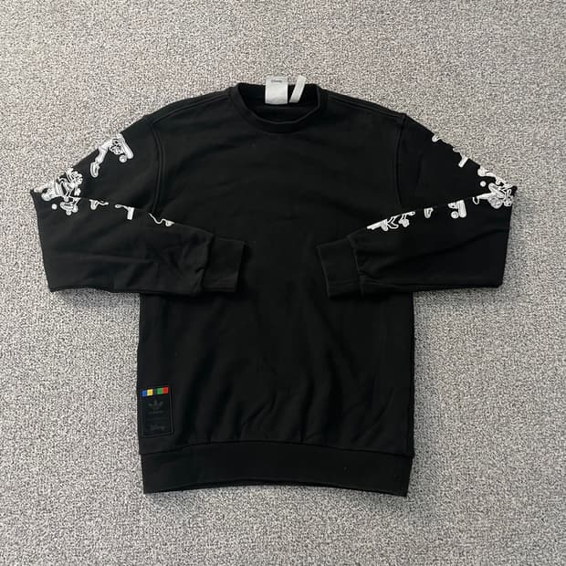 S 아디다스 디즈니 콜라보 맨투맨 0304S1