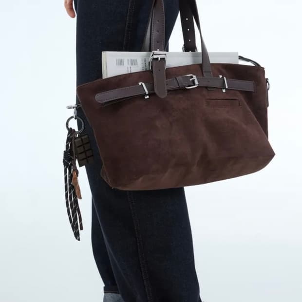 블랙업 스웨이트 버클백