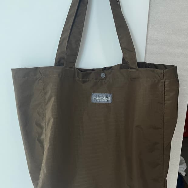 몽벨 포켓터블 숄더백 브라운