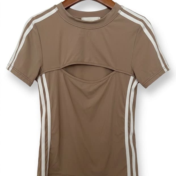 2000 아카이브 컷 아웃 탑