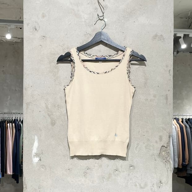 버버리 블루라벨 베이지 노바체크 트리밍 울 베스트