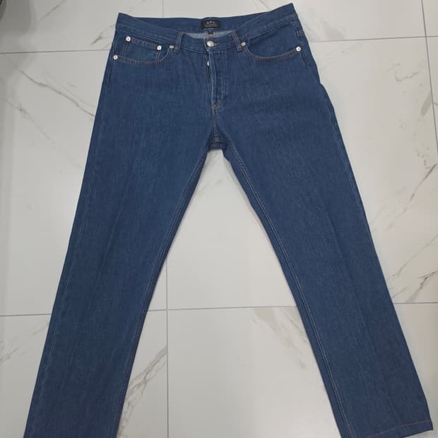 A.P.C PETIT STANDARD 32