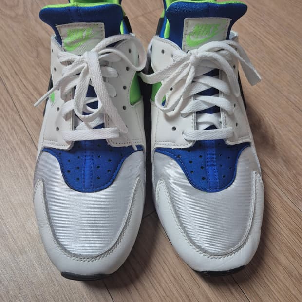 나이키 허라취 판매합니다