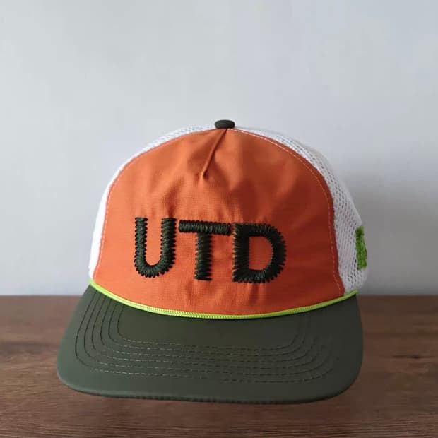 알렉스 조노x UTD 콜라보 미발매 모자