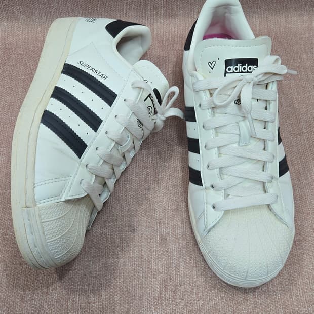 아디다스 255mm-  앙드레 사라이바 슈퍼스타
