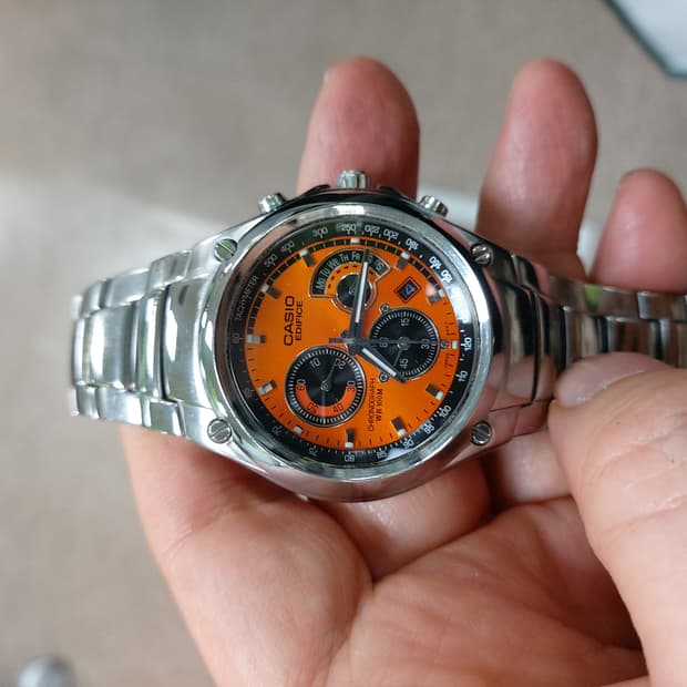카시오 에디피스 오렌지 메탈 시계