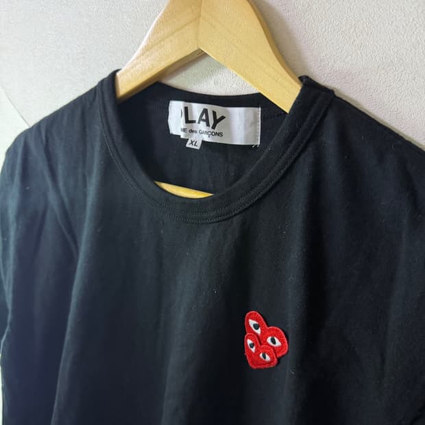 꼼데가르송 더블하트 반팔티셔츠 XL (남성 100정도)