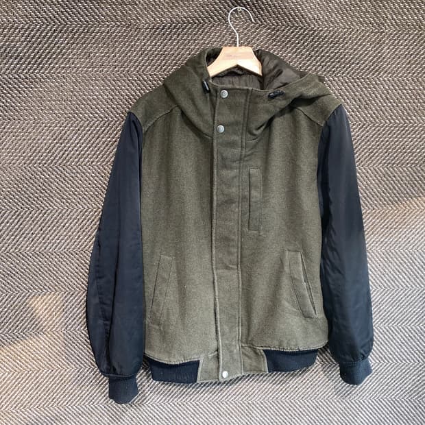 A.V.V 울 나일론 해체주의 자켓