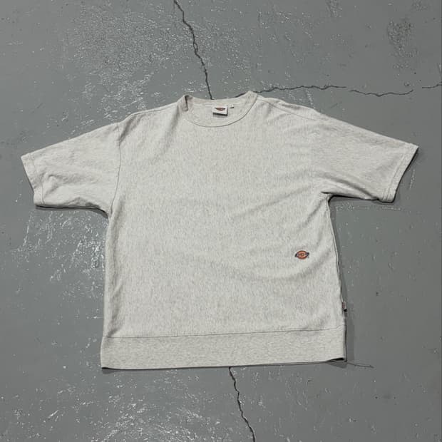 디키즈(Dickies) 빈티지 그레이 멜란지 컬러 반팔 스웻셔츠