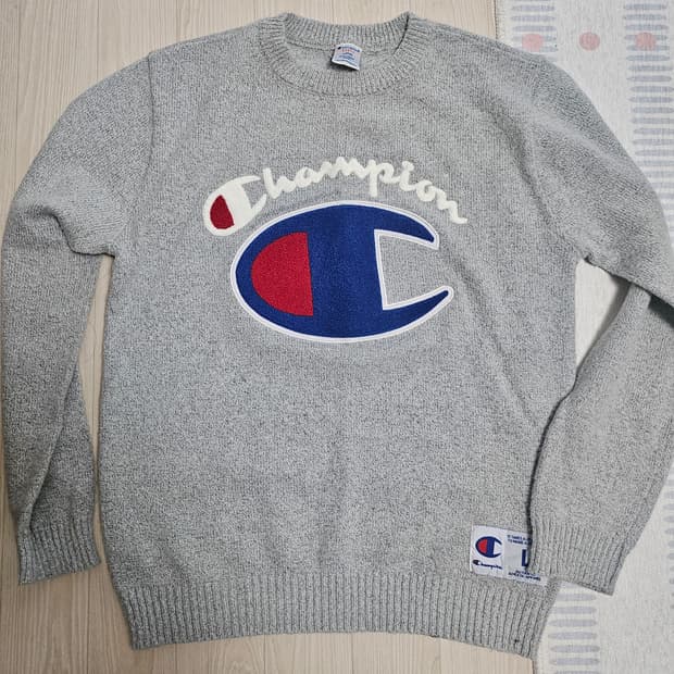 챔피온 빅로고 니트