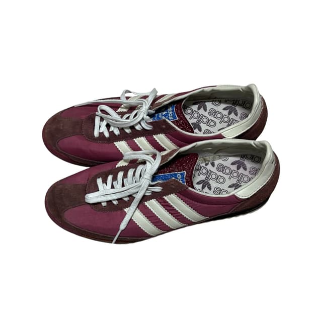 Adidas vintage shoes