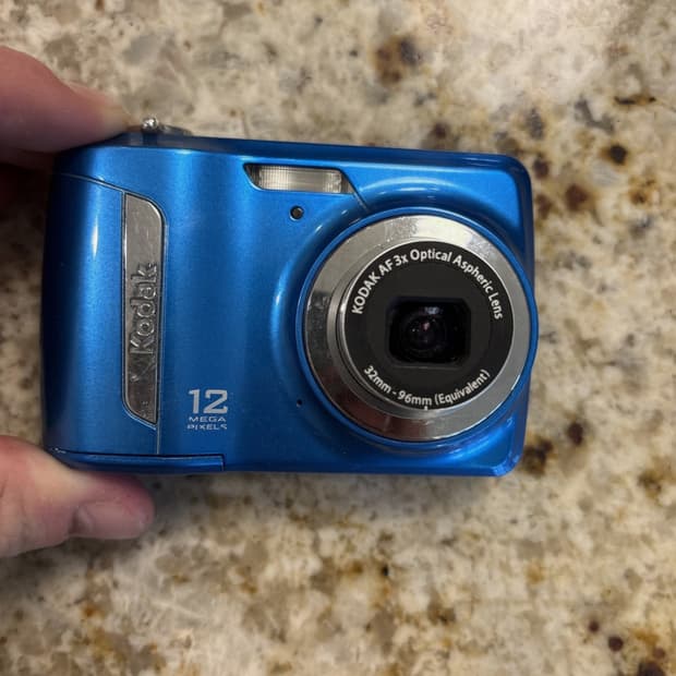 Kodak easyshare c143 blue