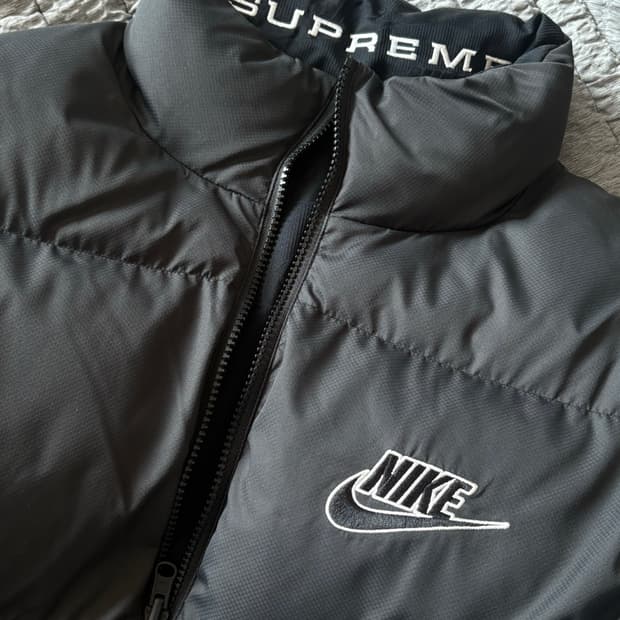 슈프림 나이키 리버시블패딩