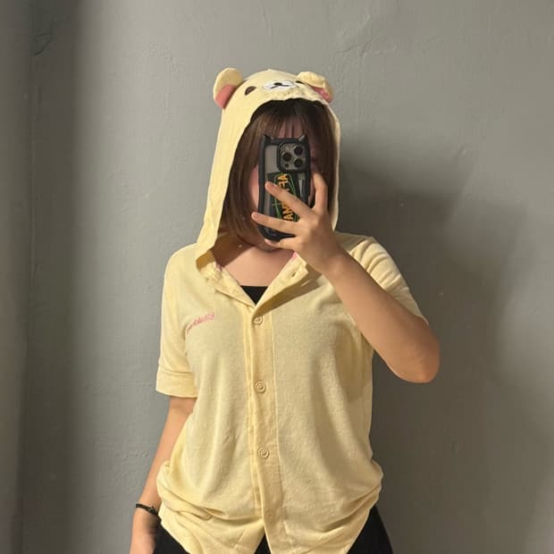 Rilakuma face point button hoodie