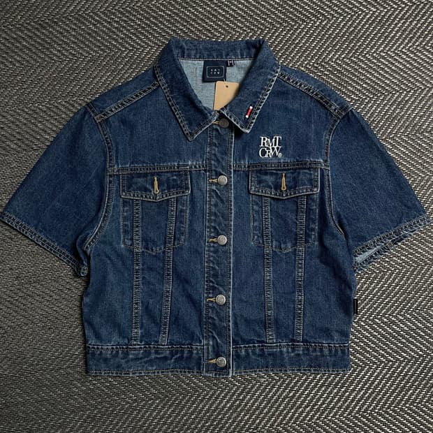 로맨틱 크라운 자수로고 워싱 데님 크롭 반팔 트러커 자켓o 5205