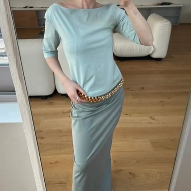 브리즈아카이브 스트레이트 롱 스커트 그레이