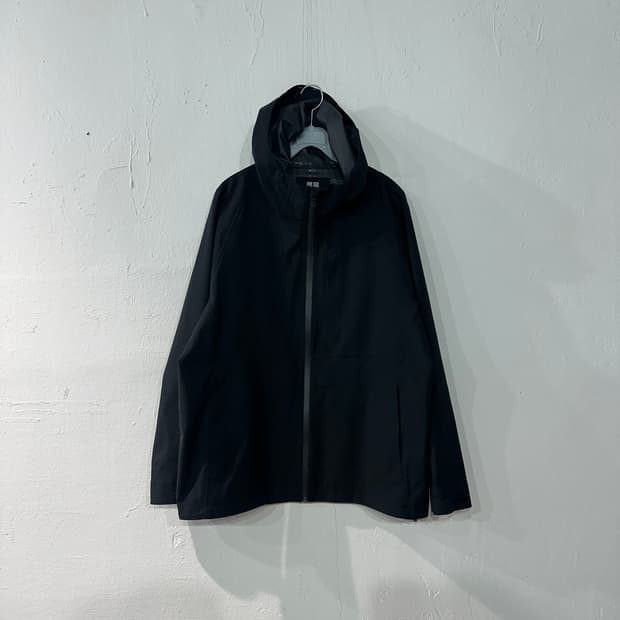 유니클로 바람막이 자켓 L