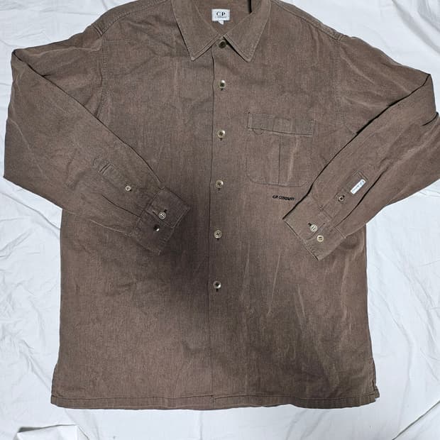 C.P 컴퍼니 구형 셔츠 105