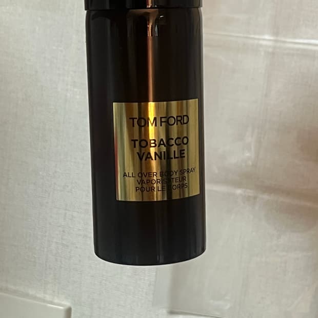 톰포드 토바코 바닐 올 오버 바디 스프레이