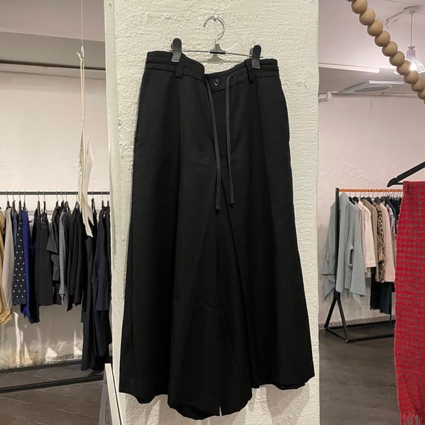 요지야마모토 플리츠 하카마 팬츠