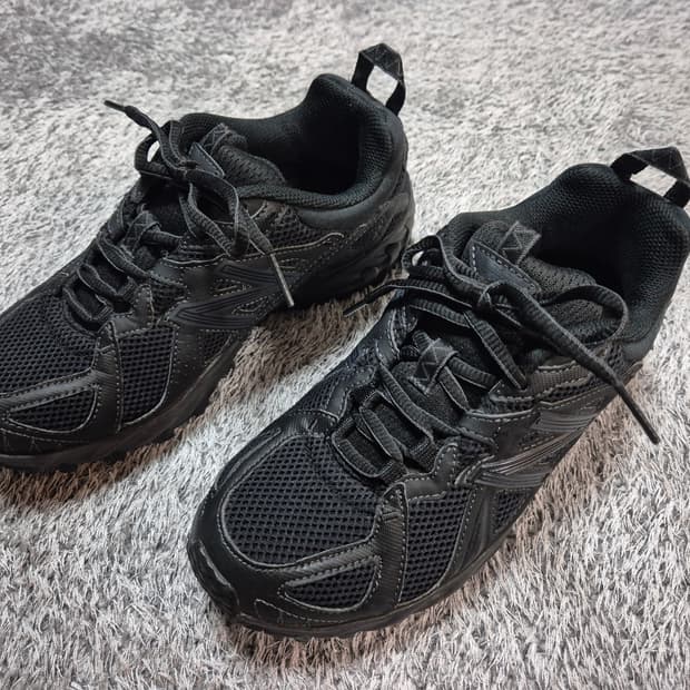 뉴발란스 610 트리플블랙 225