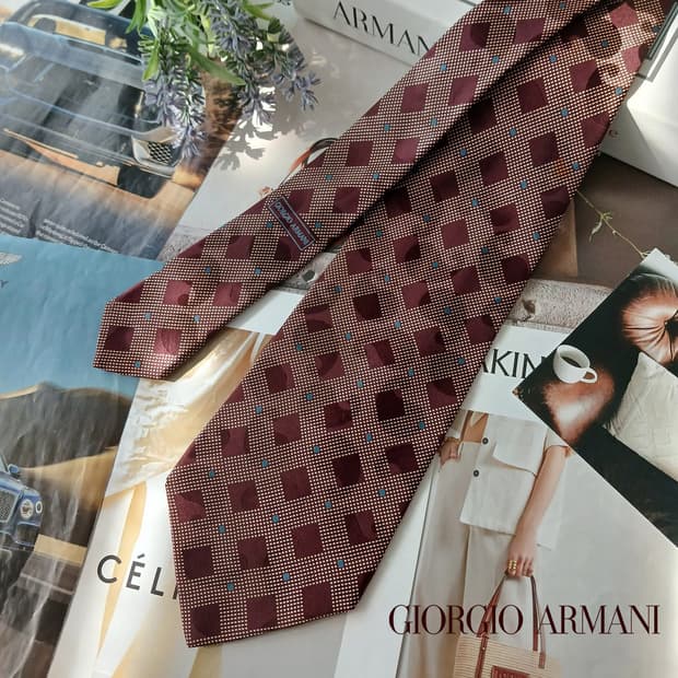 조르지오아르마니 실크 다이아몬드 넥타이 10.2cm A등급 A18883
