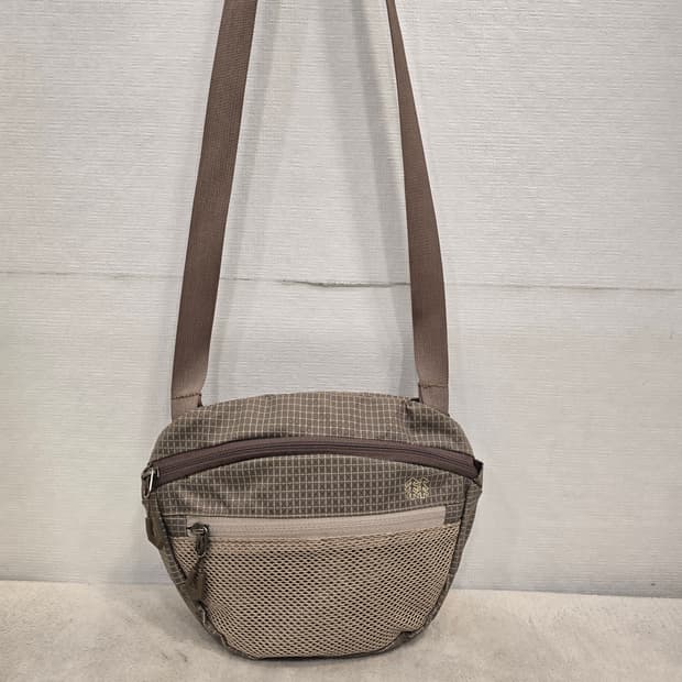 코오롱스포츠 남여공용 가벼운 크로스백