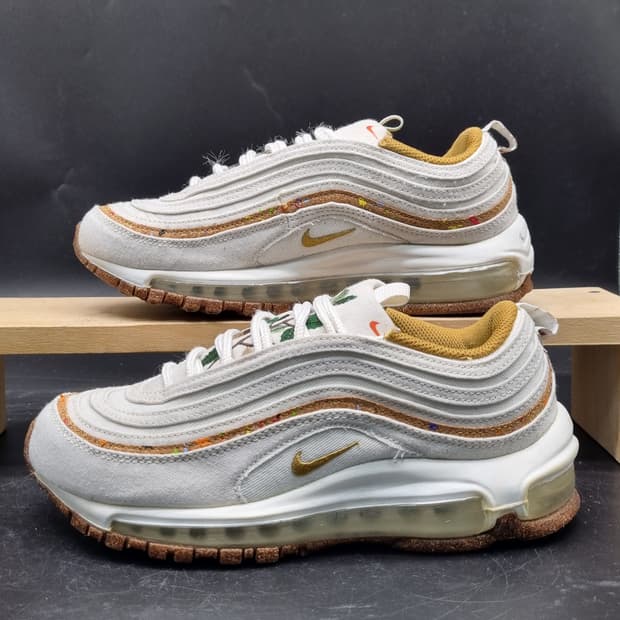 나이키 에어맥스 97코르크 운동화 235