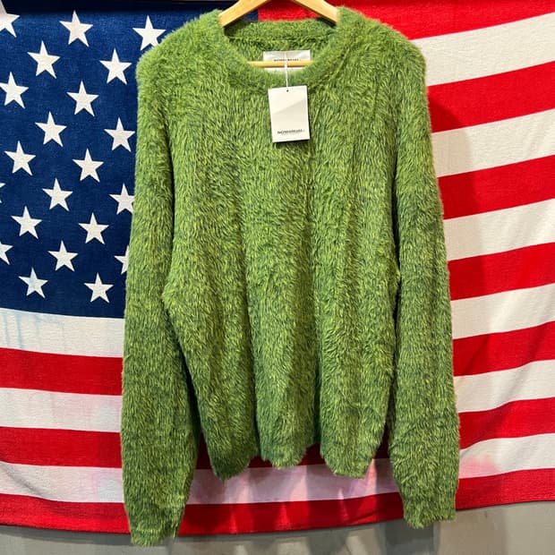 노메뉴얼 그린 퍼 니트
