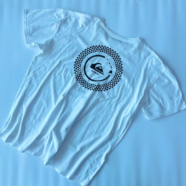 퀵실버 하와이 에디션 서프 그래픽 티셔츠