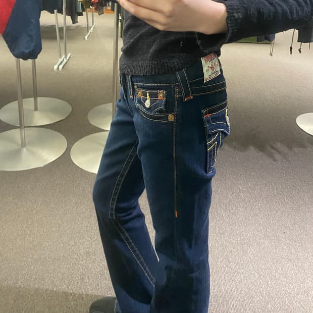 28)트루 릴리젼 여성 부츠컷 데님팬츠