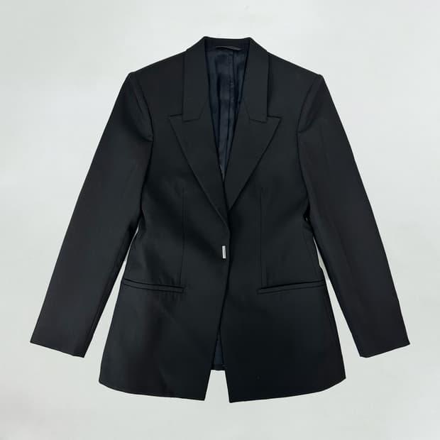 지방시 메탈 로고 자켓 새상품 