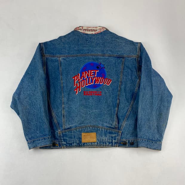 90s 플래닛헐리우드 네슈빌 자수 빅로고 데님 자켓 (105)