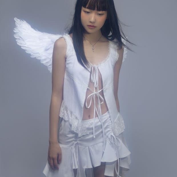 [잇지 유나님 착용]Rose Lace Frill Blouse