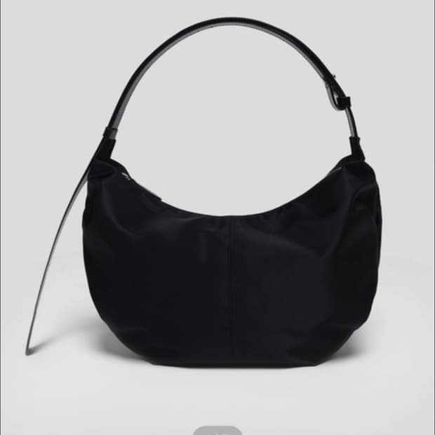 낫띵리튼 나일론 호보백 블랙