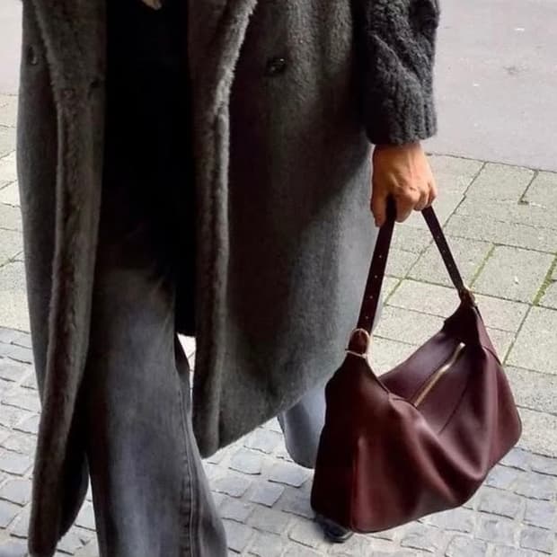 셀린느 로미백 버건디 미듐