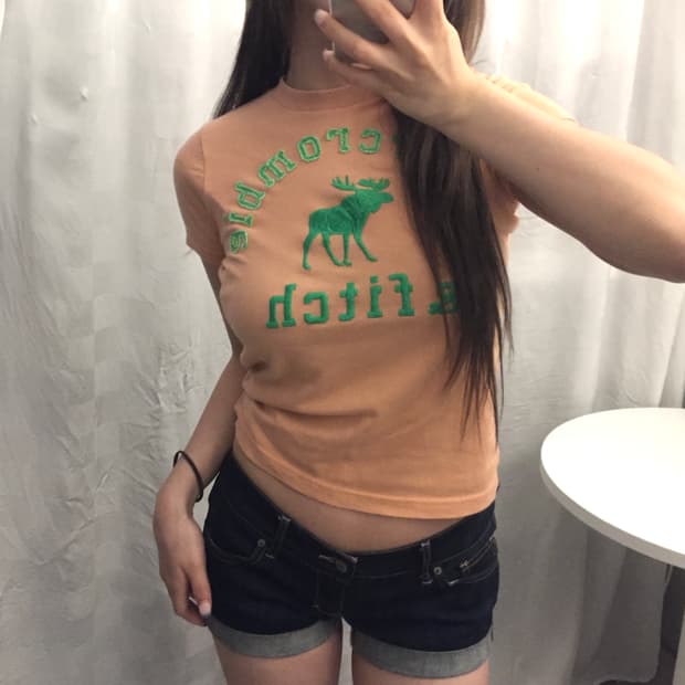Abercrombie 아베크롬비 슬림핏 피치 반팔티