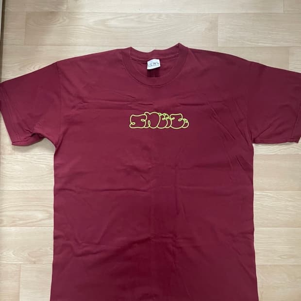 스니즈 메거진 티셔츠 XL