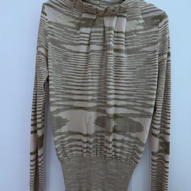 Missoni 클래식 라인 탑