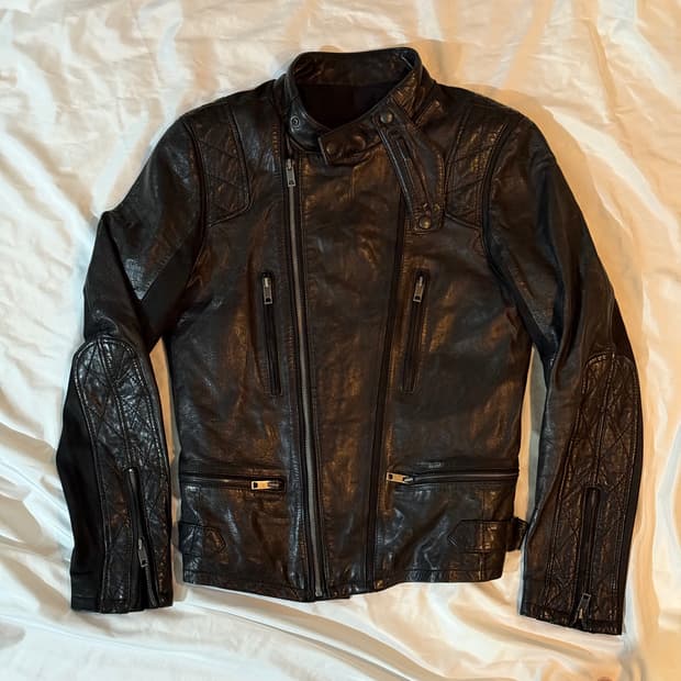 솔리드옴므 12f/w 사선 지퍼 바이커 자켓 판매합니다